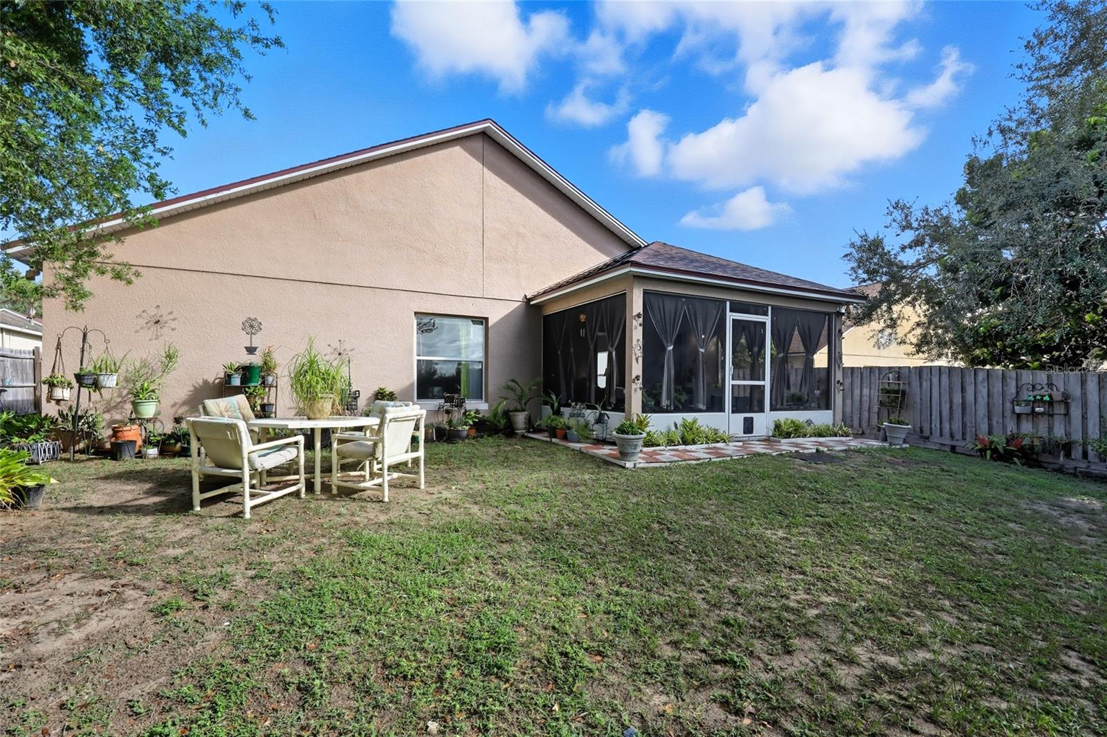 TAVARES CHELSEA OAKS - Residential