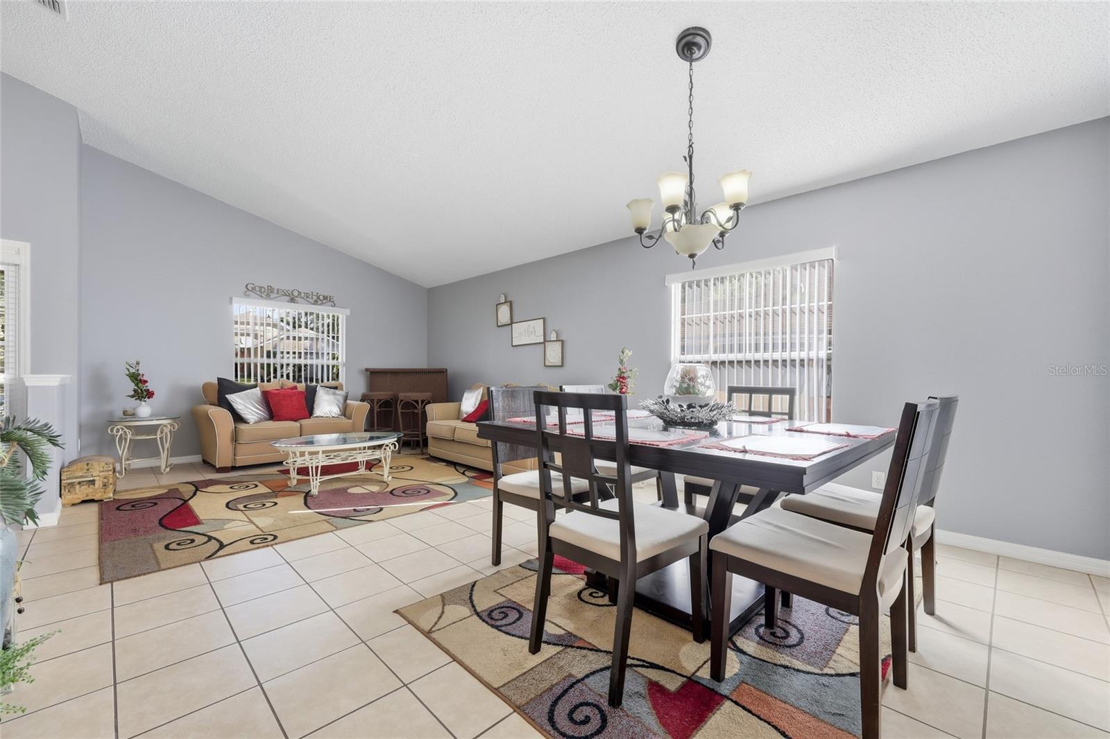 TAVARES CHELSEA OAKS - Residential