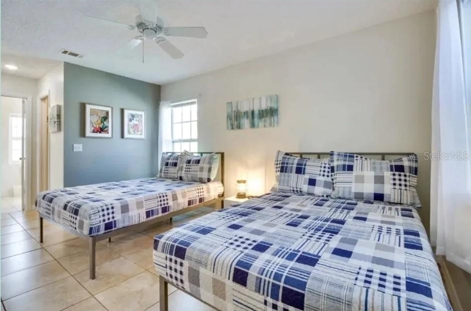 BVL UNIT 10 1ST ADD BUENAVENTURA LAKES - Residential