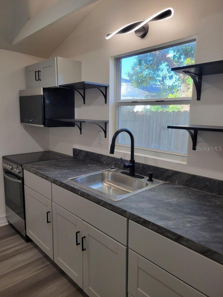 BELLECREST HEIGHTS - Residential