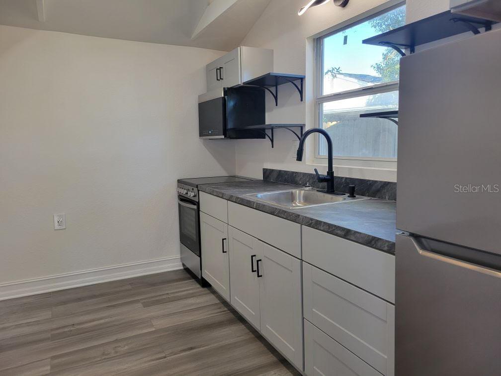 BELLECREST HEIGHTS - Residential