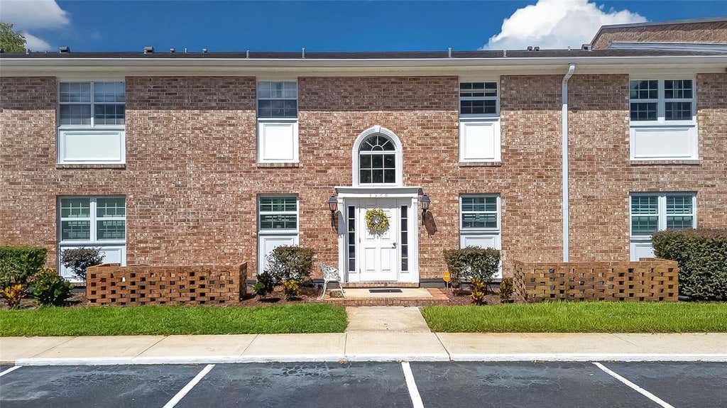 Photo of 4386 Lake Underhill Road #D, Orlando, FL 32803 (MLS # O6436986)