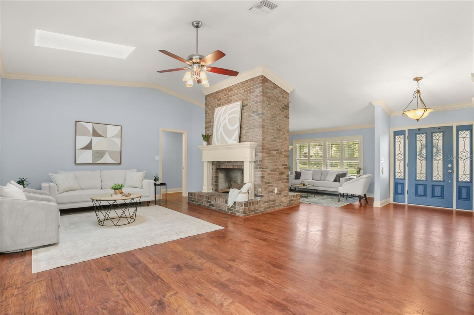 382 FOREST PARK CIRCLE