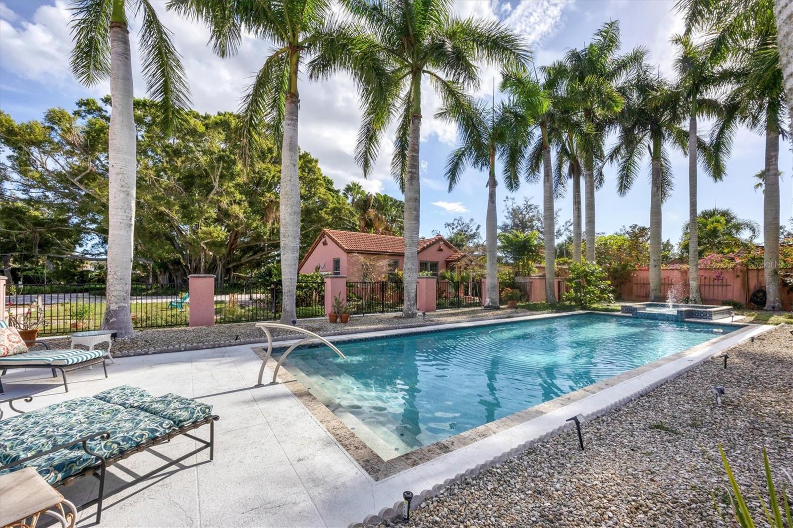 NOKOMIS - Residential