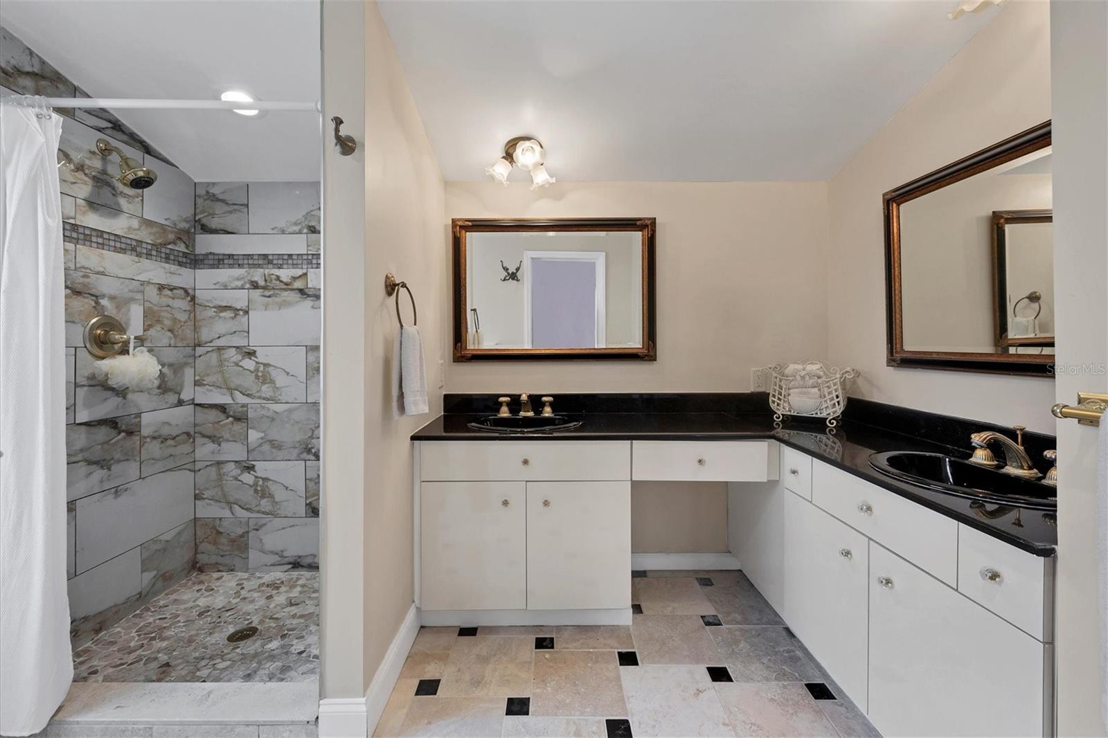 NOKOMIS - Residential