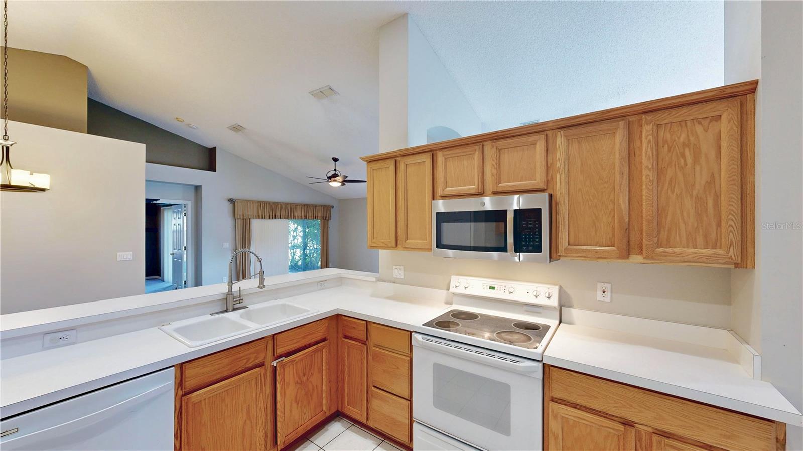 2401 CLIFFDALE STREET