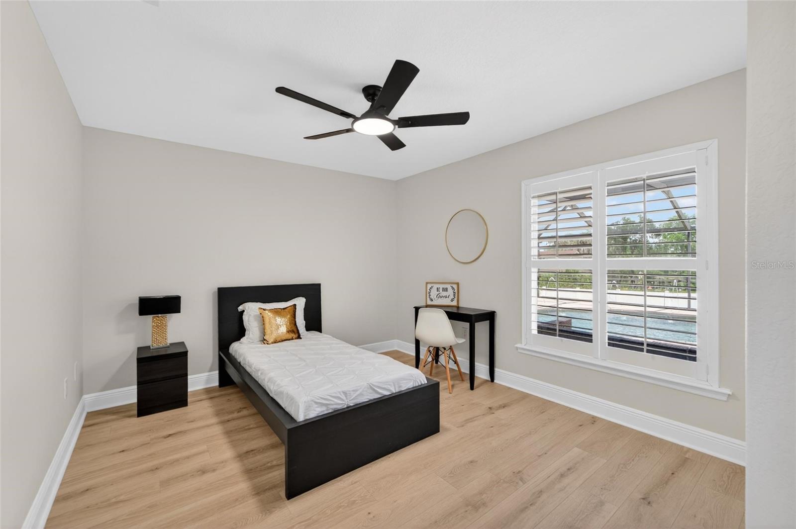 BROOKSIDE BLUFF - Residential