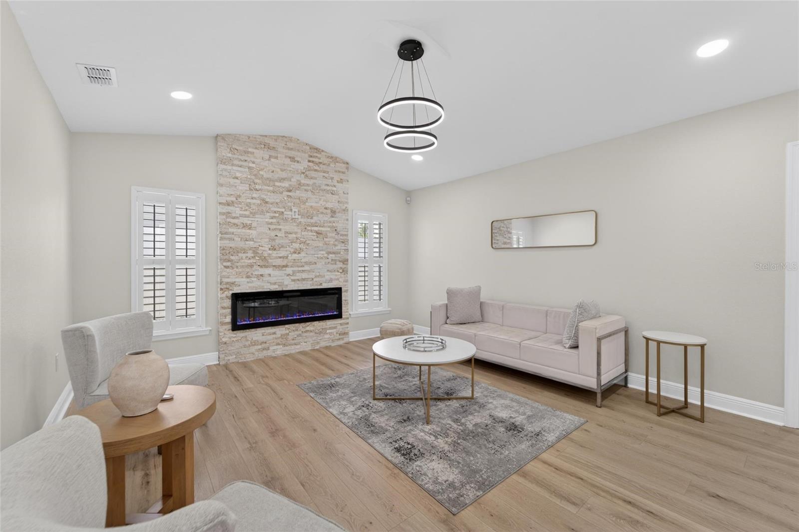 BROOKSIDE BLUFF - Residential