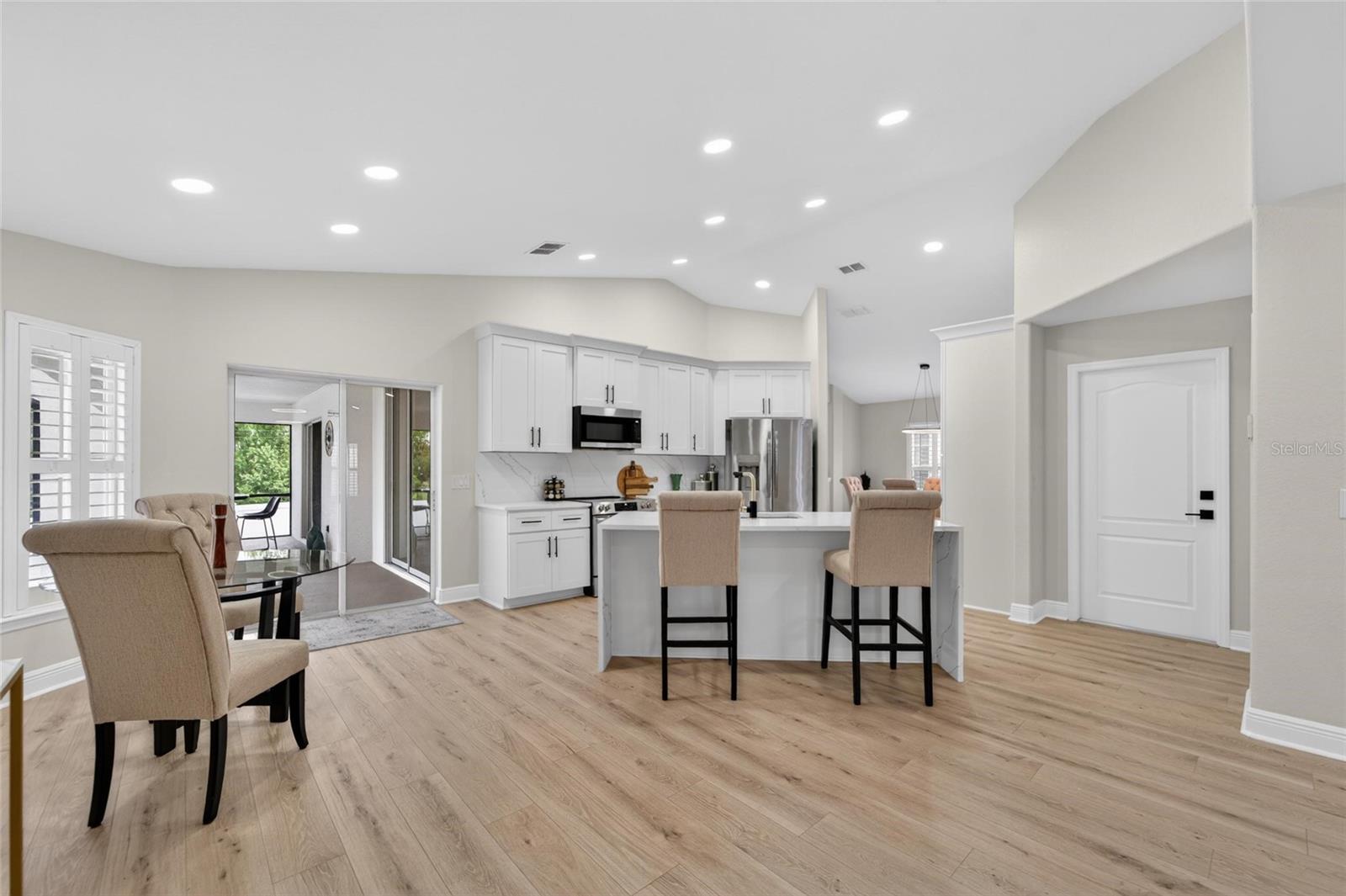 BROOKSIDE BLUFF - Residential