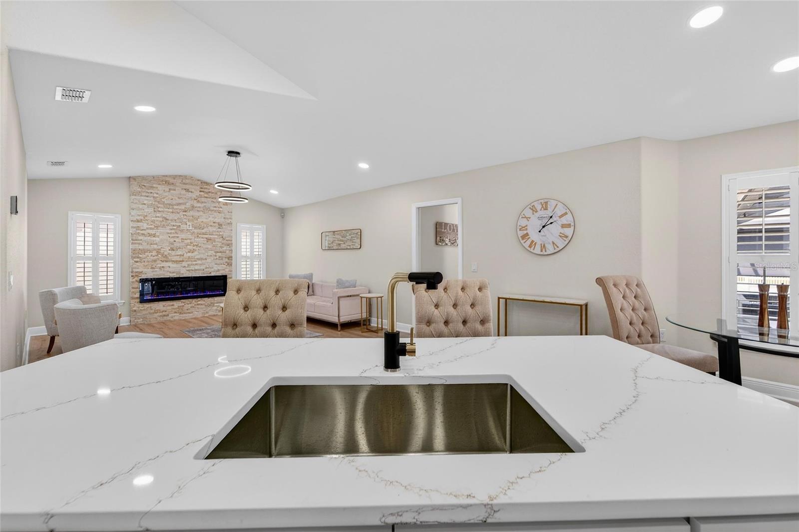 BROOKSIDE BLUFF - Residential