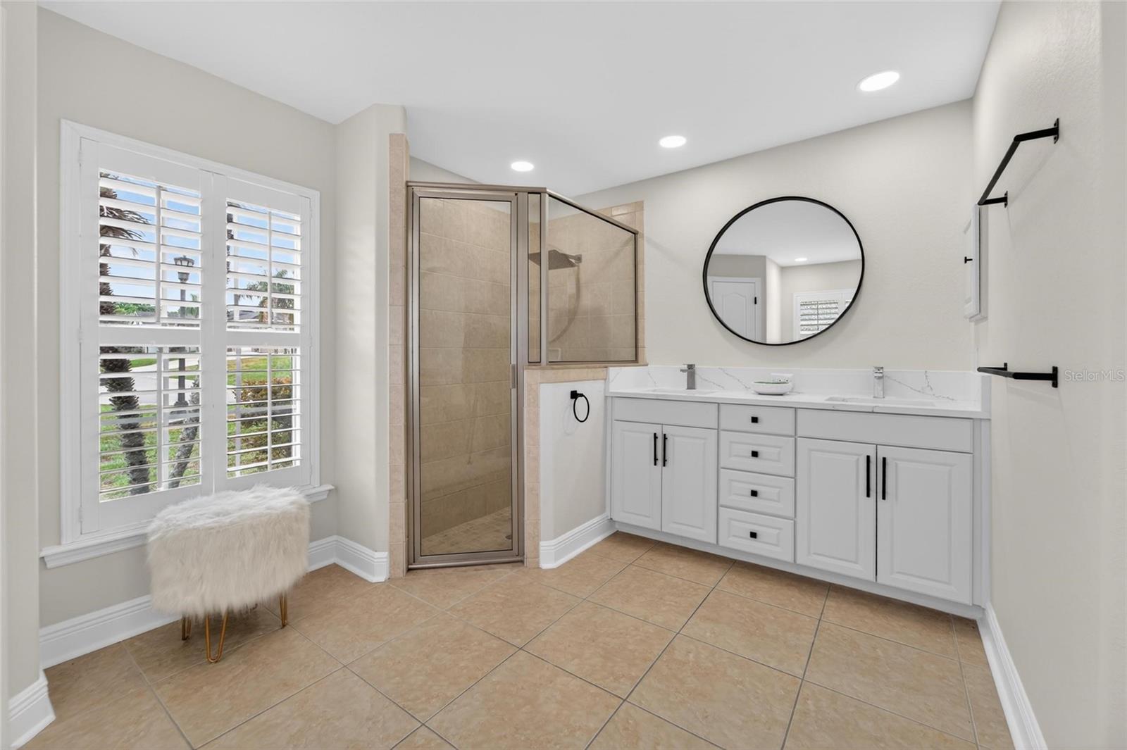 BROOKSIDE BLUFF - Residential