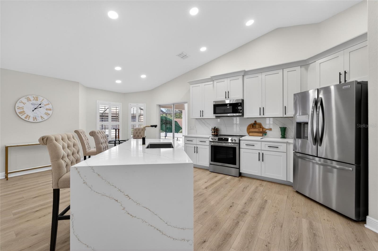 BROOKSIDE BLUFF - Residential