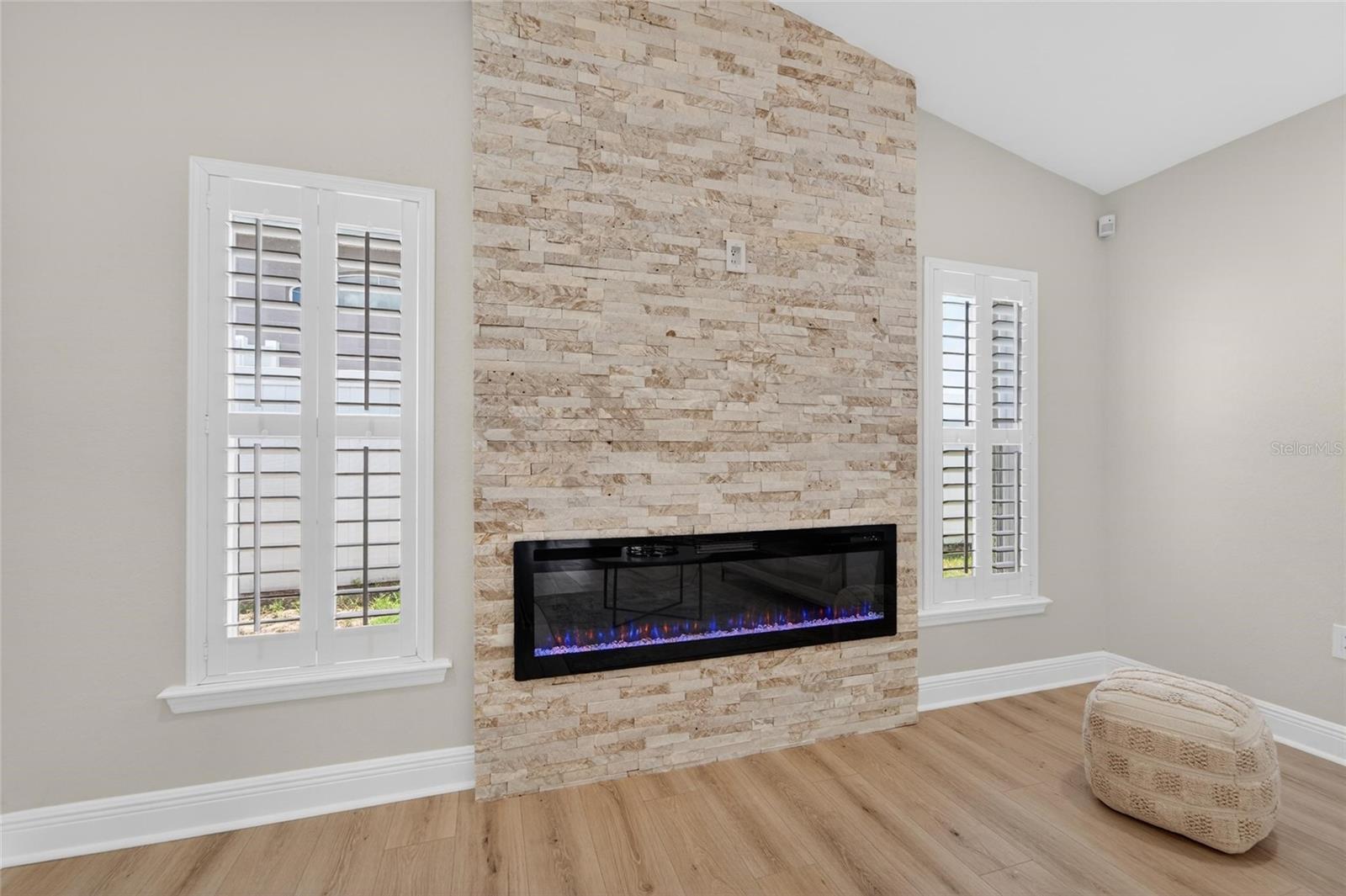 BROOKSIDE BLUFF - Residential