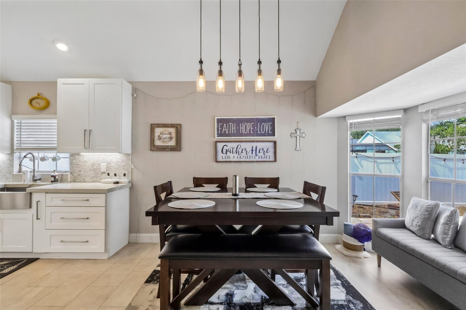 ALAFAYA WOODS PH 22 - Residential