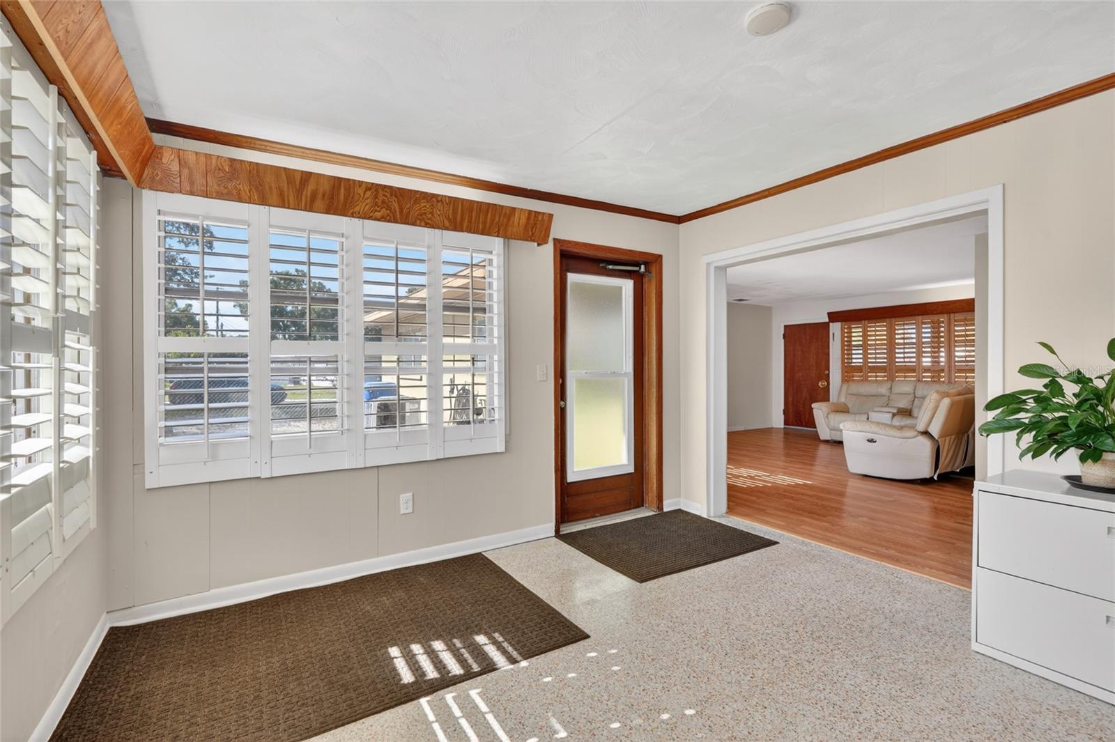 VALENCIA PARK - Residential