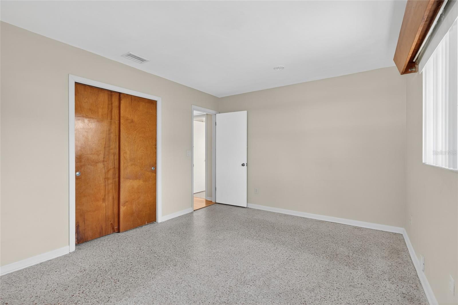 VALENCIA PARK - Residential