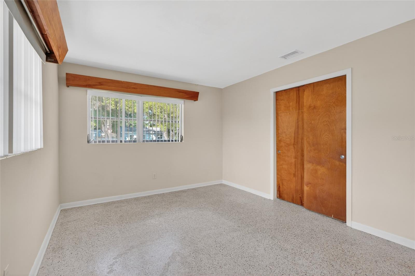 VALENCIA PARK - Residential