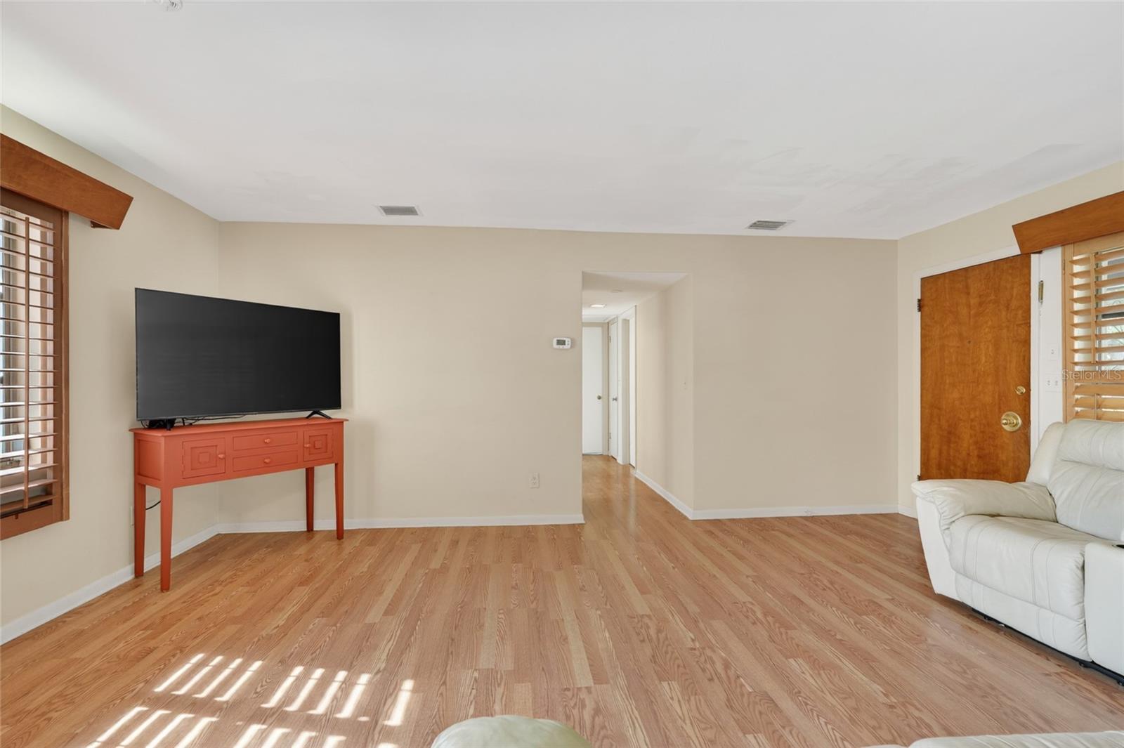 VALENCIA PARK - Residential