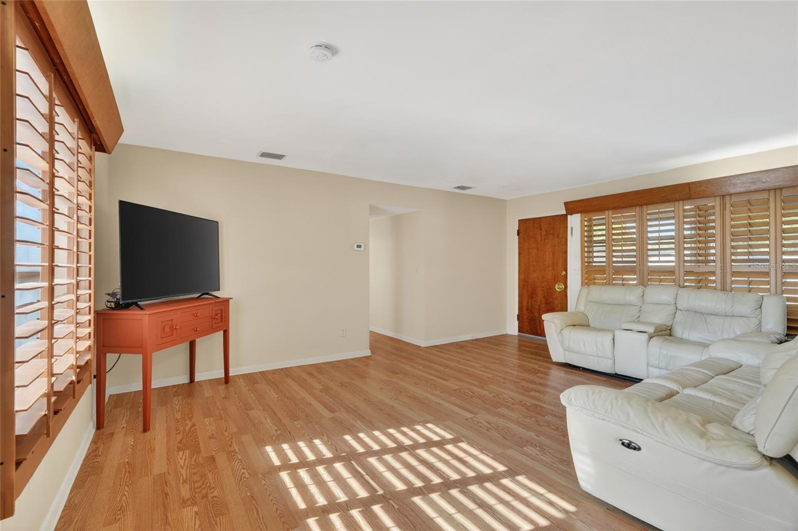 VALENCIA PARK - Residential