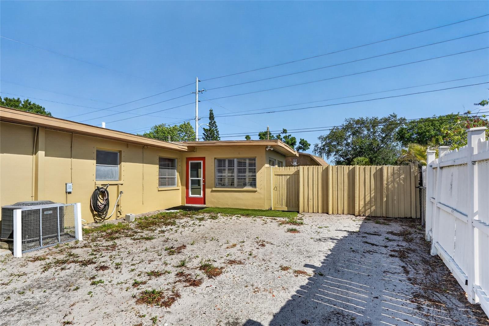 VALENCIA PARK - Residential