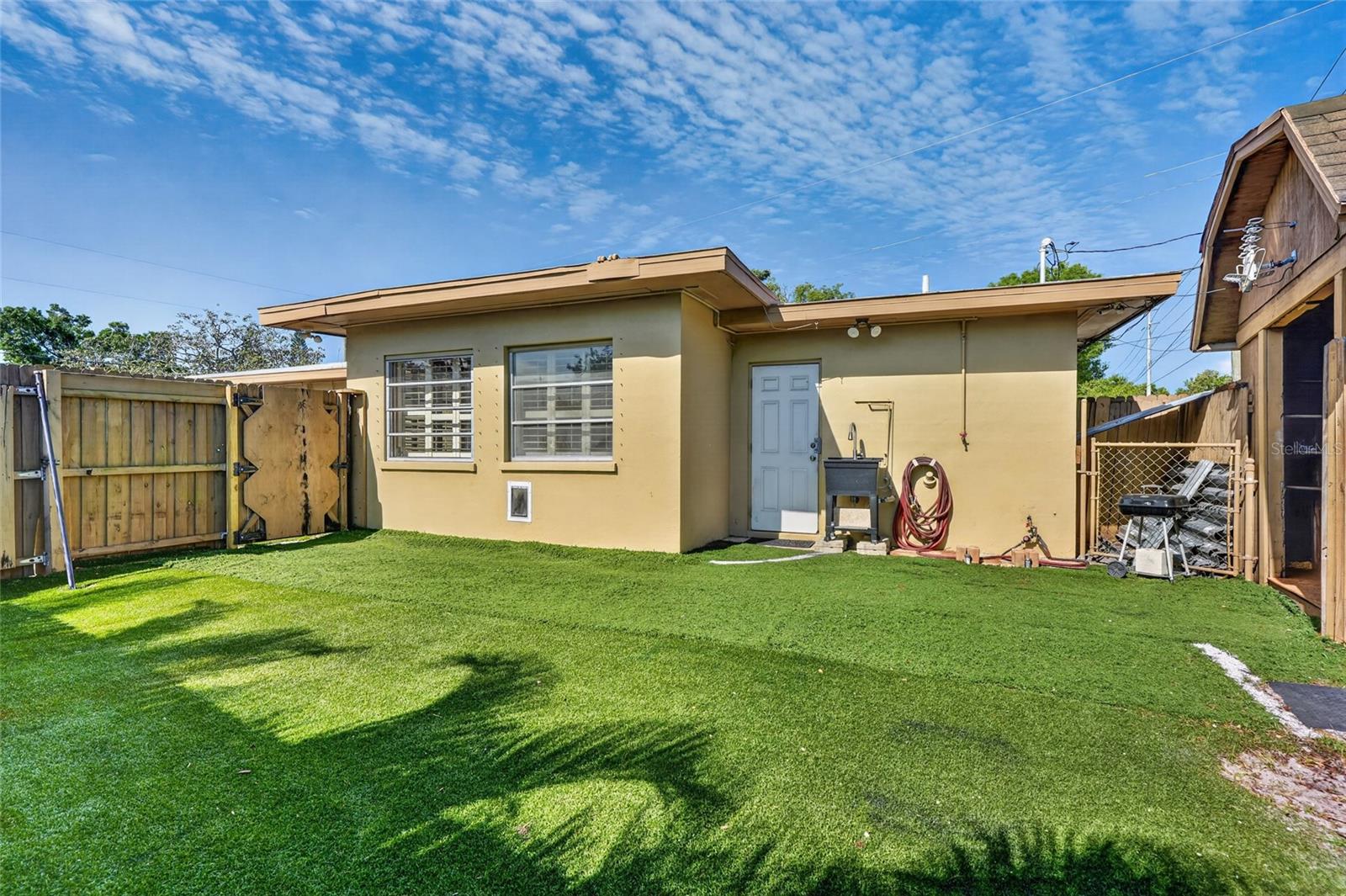 VALENCIA PARK - Residential