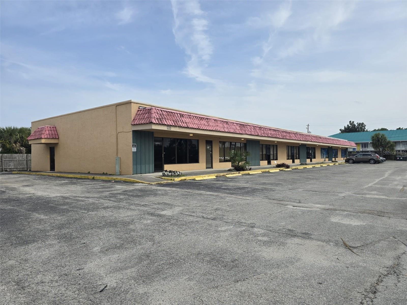 3214 S US HIGHWAY 1