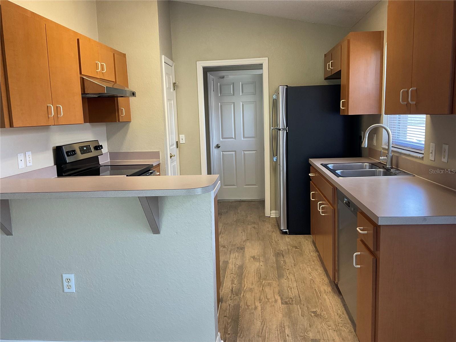 ASHLEY ESTATES - Residential Lease