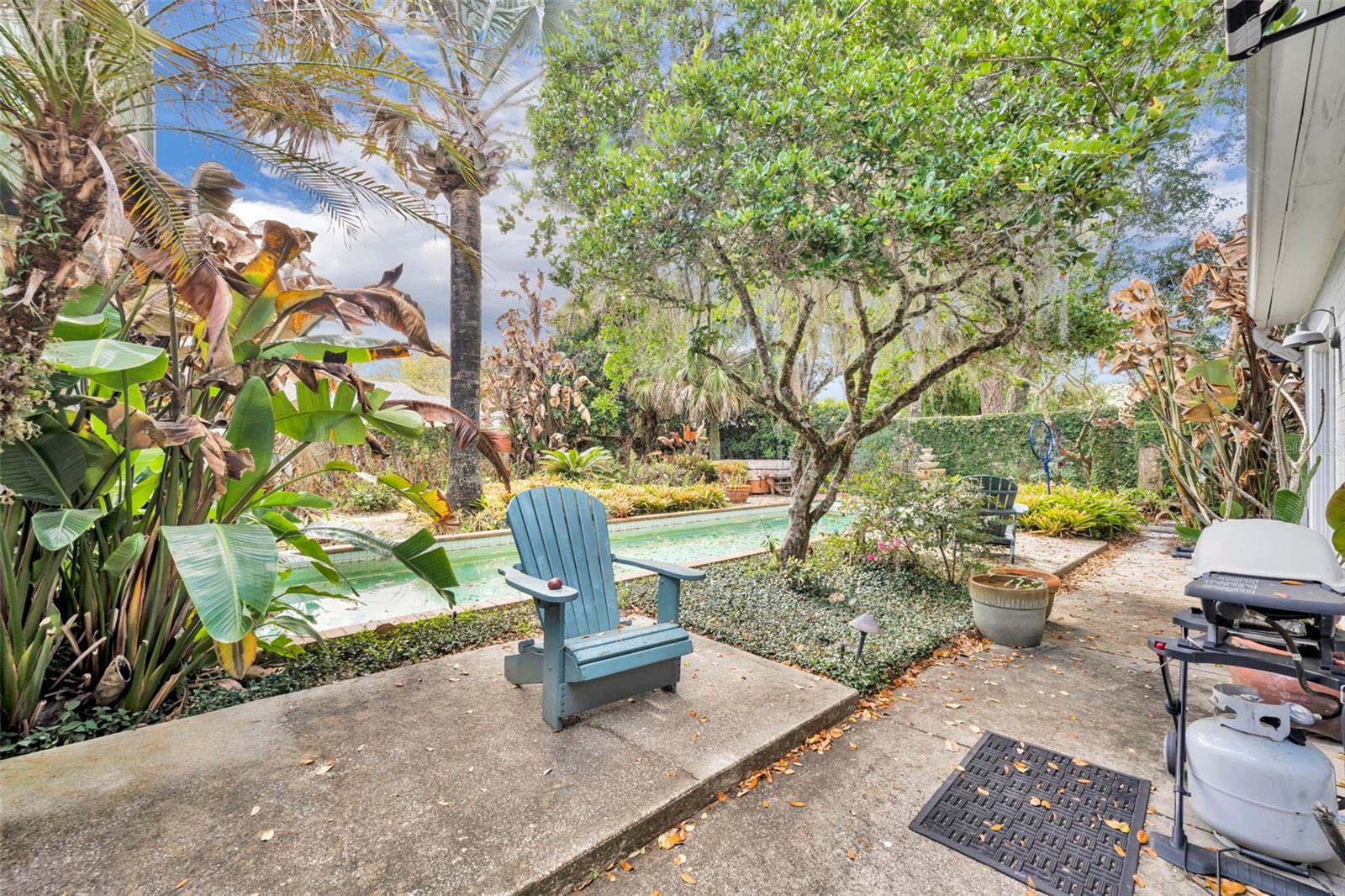 ROBERT DHU MACDONALD PARK - Residential