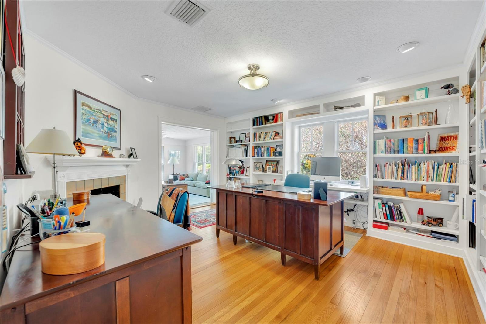 ROBERT DHU MACDONALD PARK - Residential