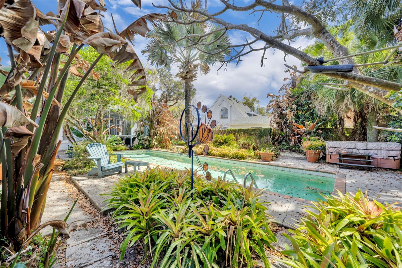 ROBERT DHU MACDONALD PARK - Residential