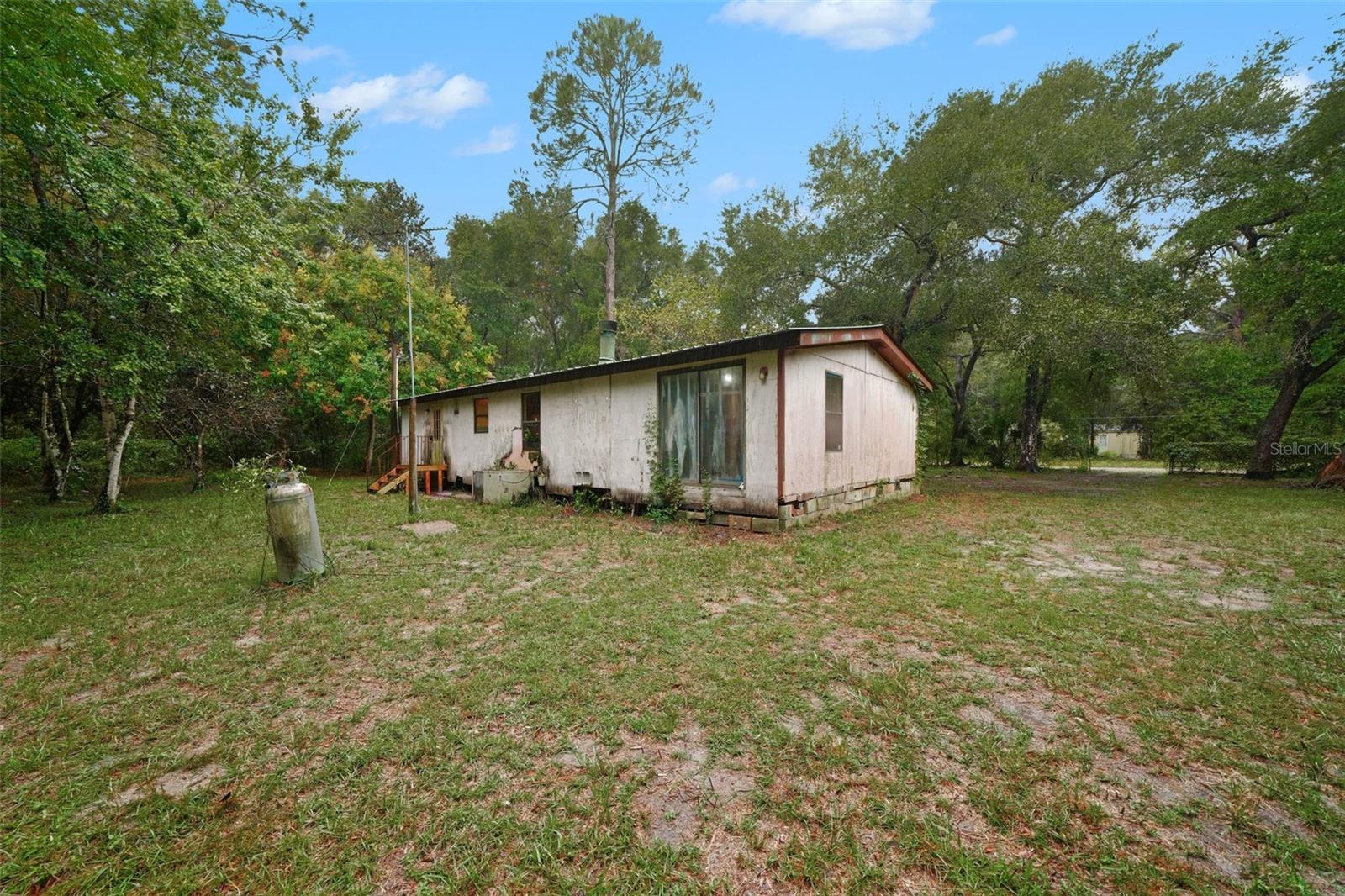 114 SHADY OAK DRIVE
