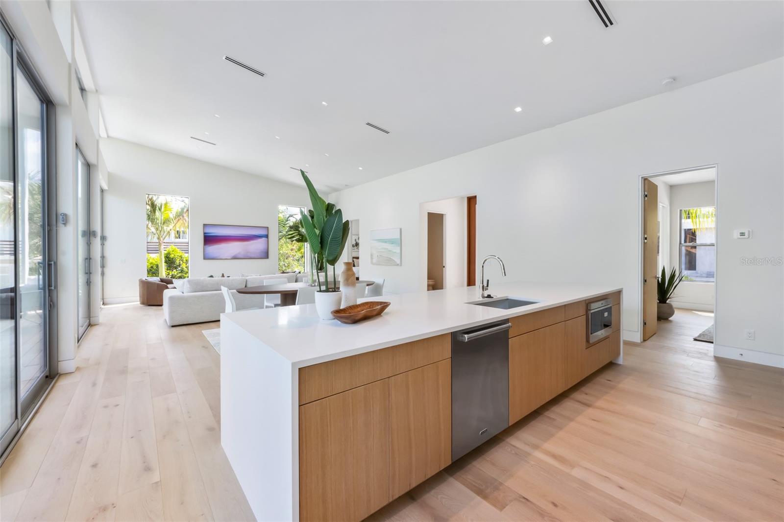 SLEEPY LAGOON PARK - Residential