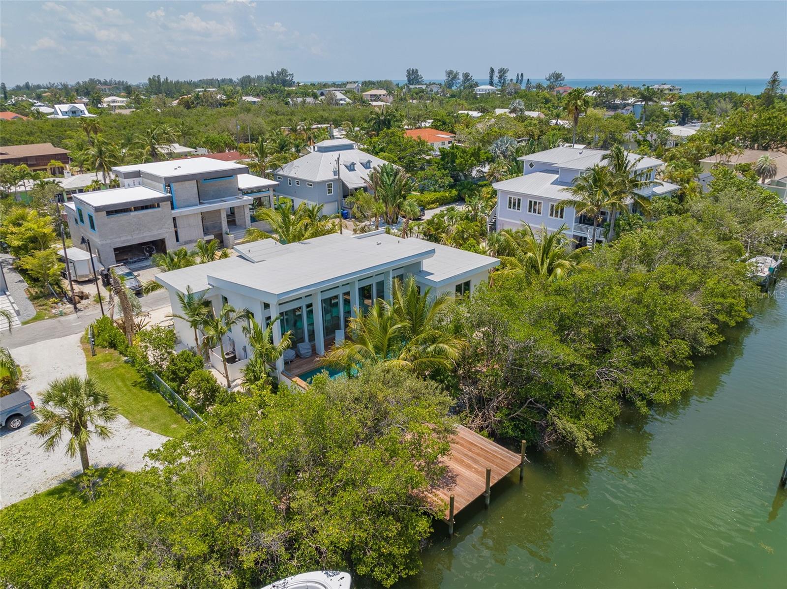 SLEEPY LAGOON PARK - Residential