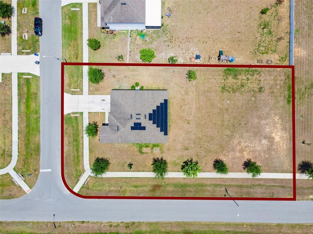 Photo of 903 Shimmering Oaks Lane, Seffner, FL 33584 (MLS # TB8510669)