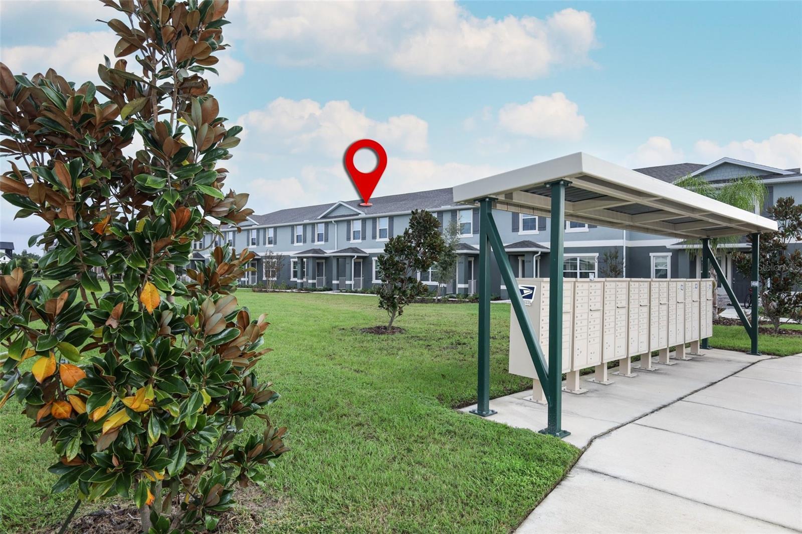 SOUTH MEWS/AVIAN POINTE - Residential Lease