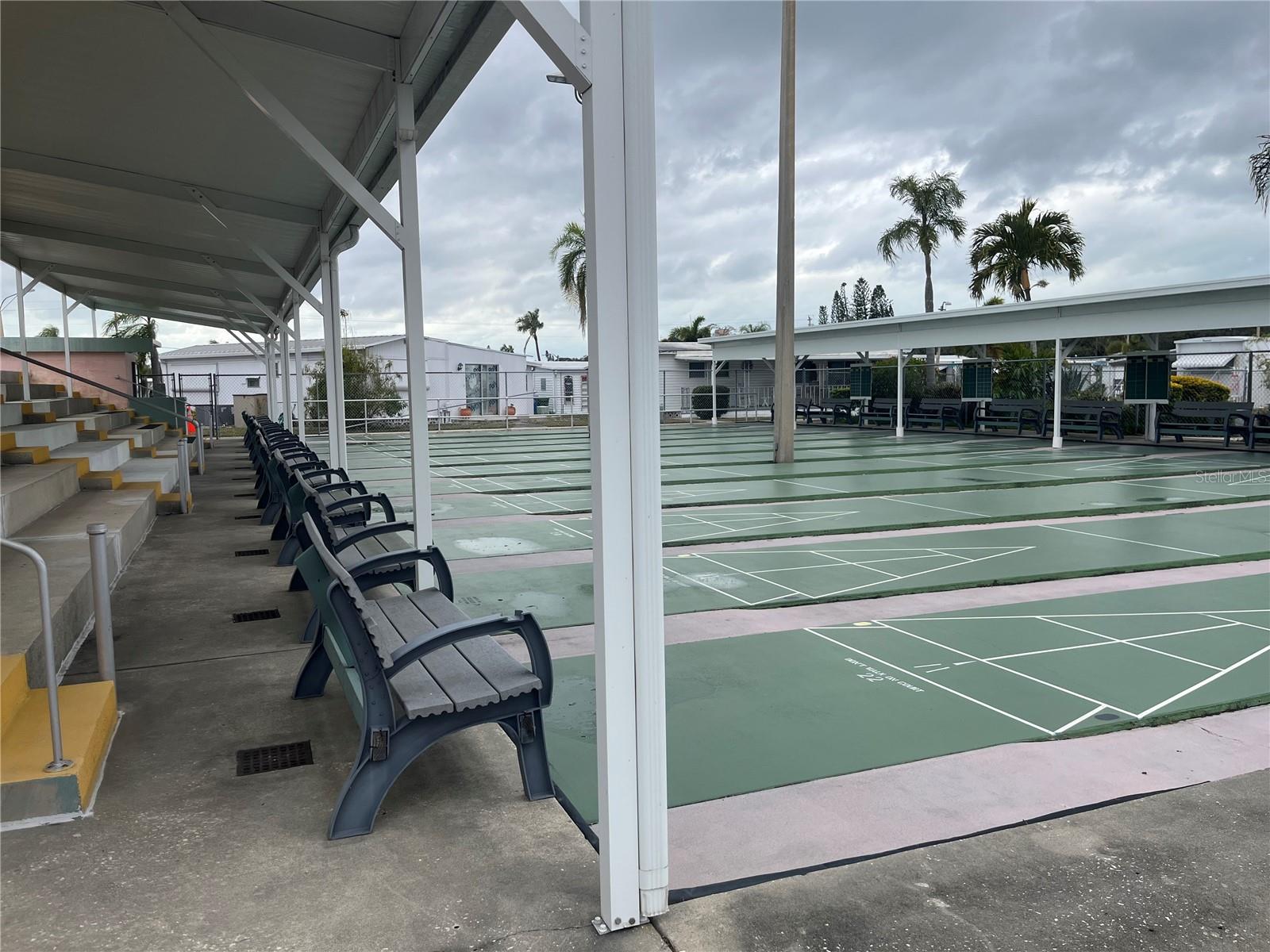 BRADENTON TROPICAL PALMS CO-OPOR1539/729 - Residential