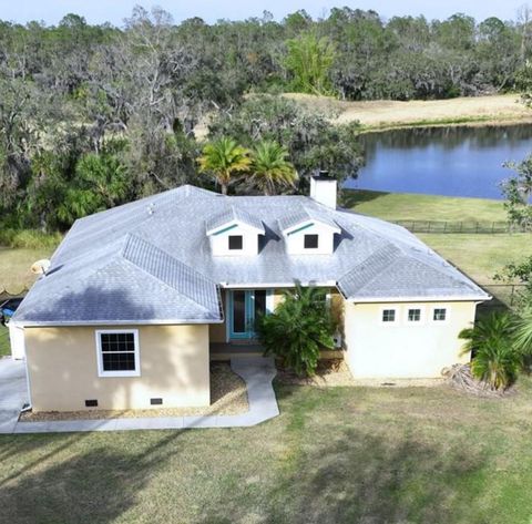 Photo of 13653 Heritage Way, Sarasota, FL 34240 (MLS # A4668792)