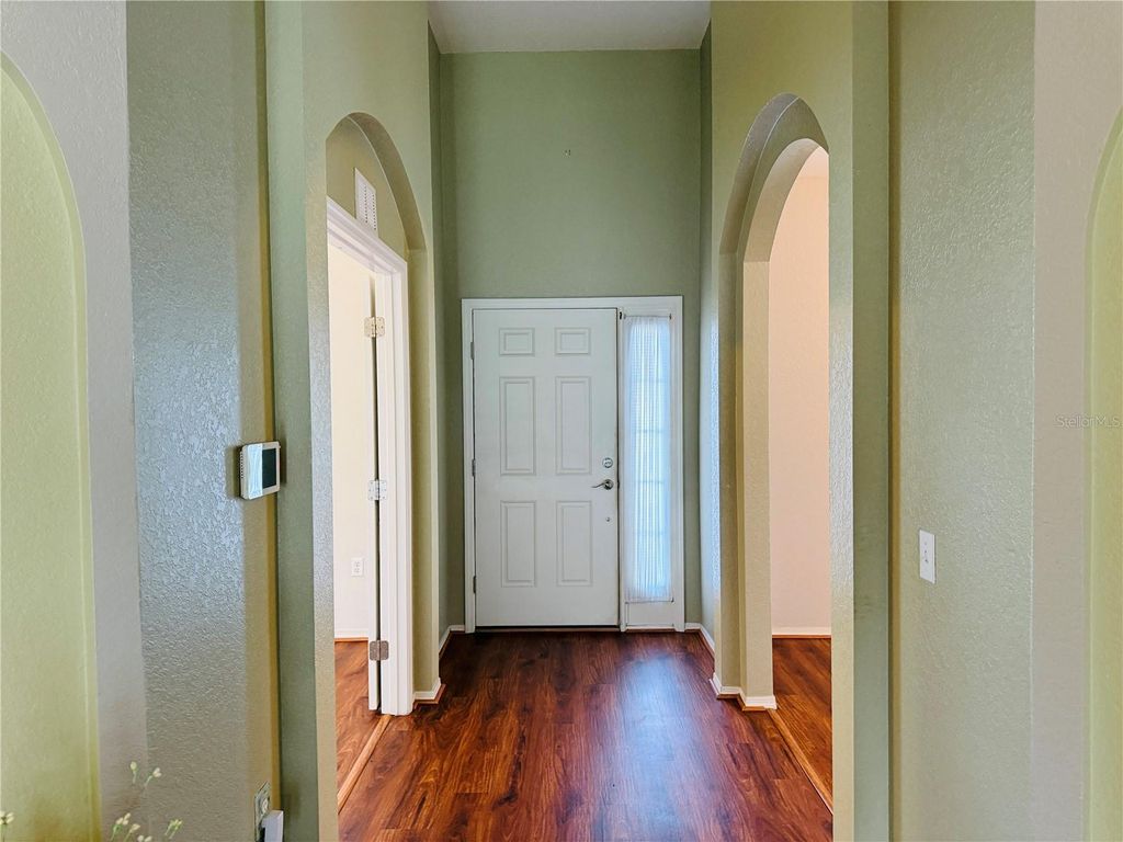 Photo of 321 Majestic Gardens Drive, Winter Haven, FL 33880 (MLS # P4936655)