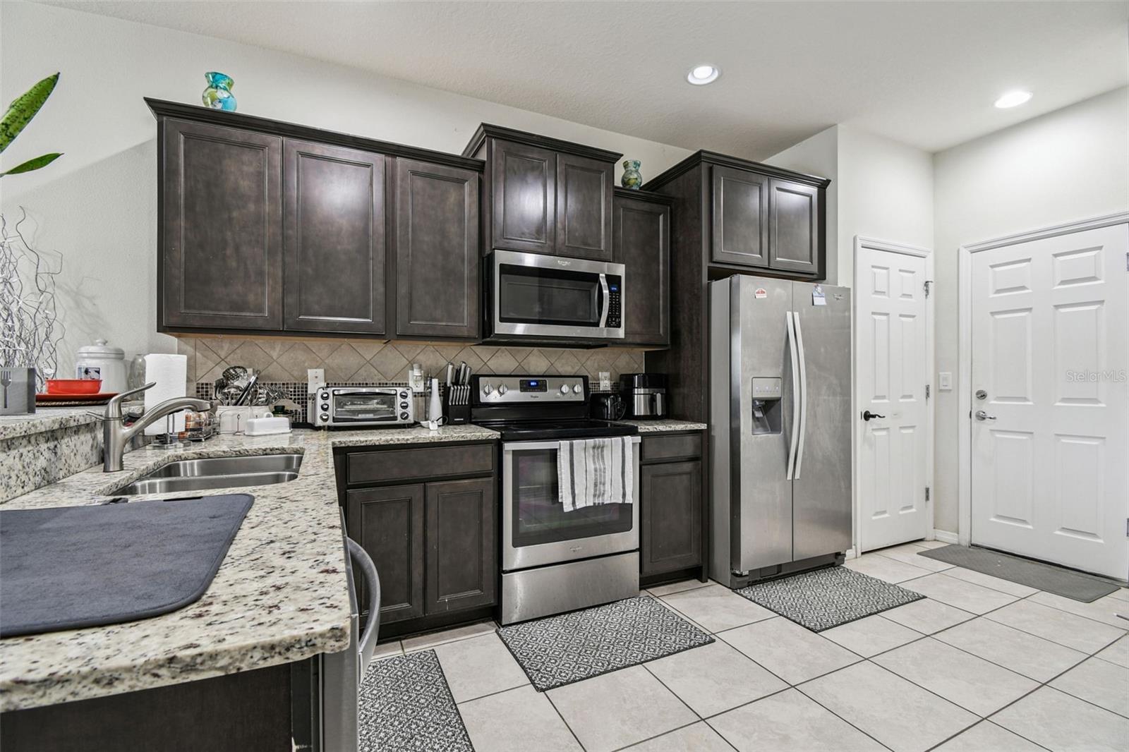 MAGNOLIA PARK NORTHEAST RESIDE - Residential