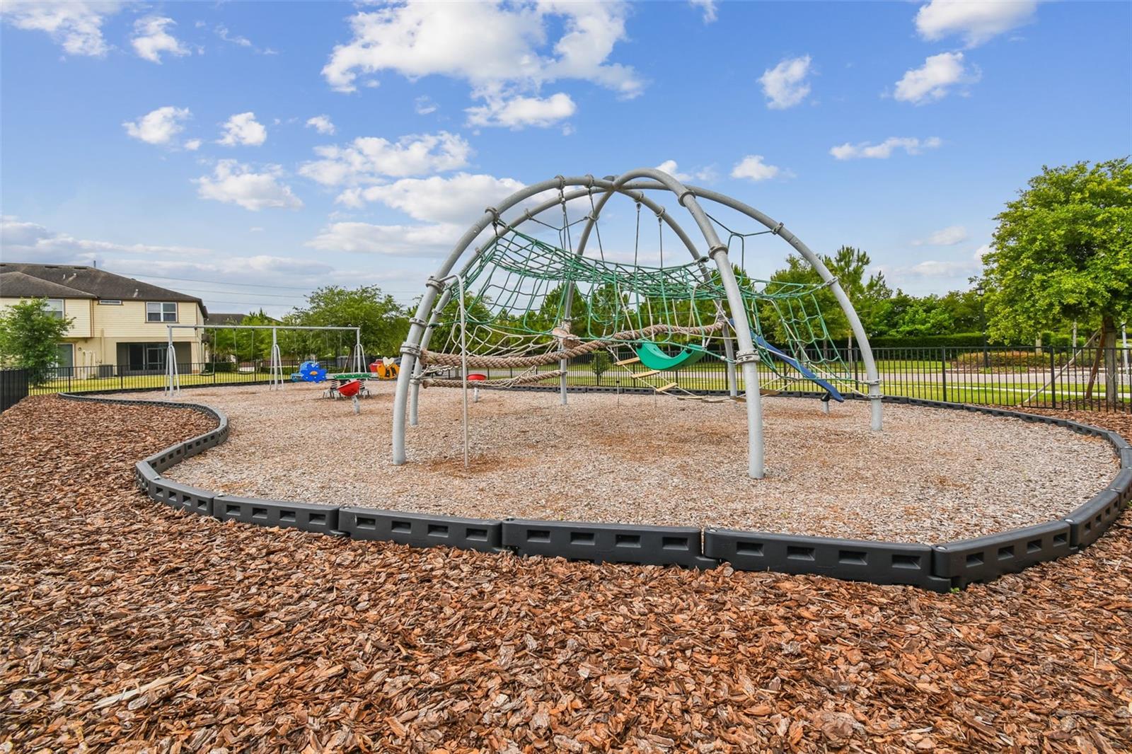 MAGNOLIA PARK NORTHEAST RESIDE - Residential