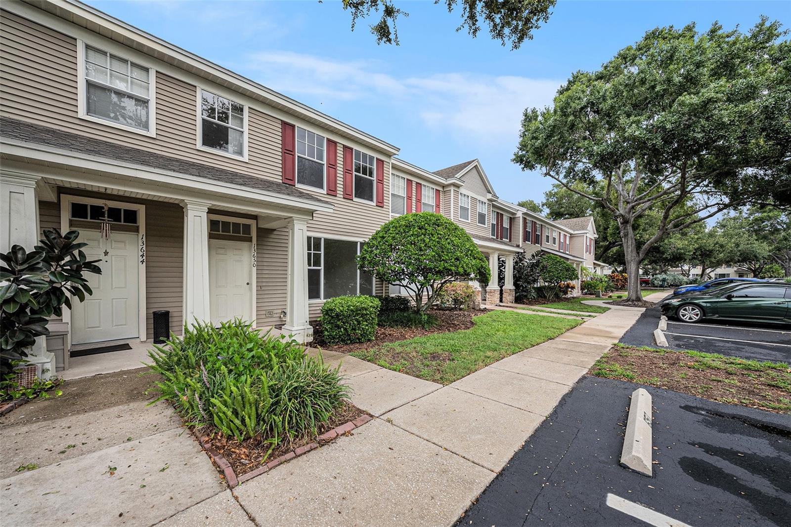 LOCATION! Welcome to the pleasant community of Forest Lake. Nice townhome in an excellent community with great location and a community pool. Conveniently located close to US-19 and 66th St and all other major roads. The seller has updated the kitchen recently with new cabinets, granite countertops, and repainted the interior of the home. The new washer & dryer also comes with the sale of the home. Low HOA fee of only $240 per month, non-flood zone X, and plenty of nearby shopping and dining. Come take a look at this one and you won't be disappointed!