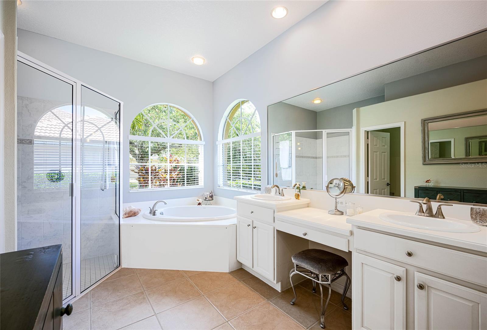 RIVENDELL THE WOODLANDS - Residential Lease