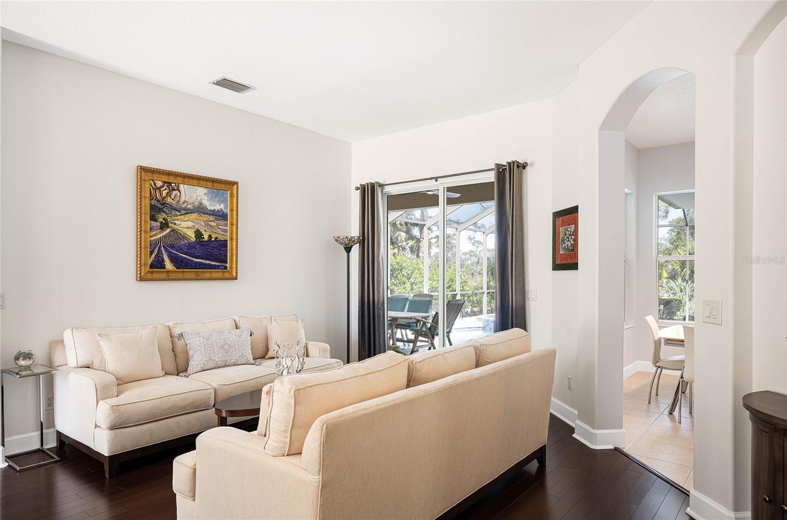 RIVENDELL THE WOODLANDS - Residential Lease