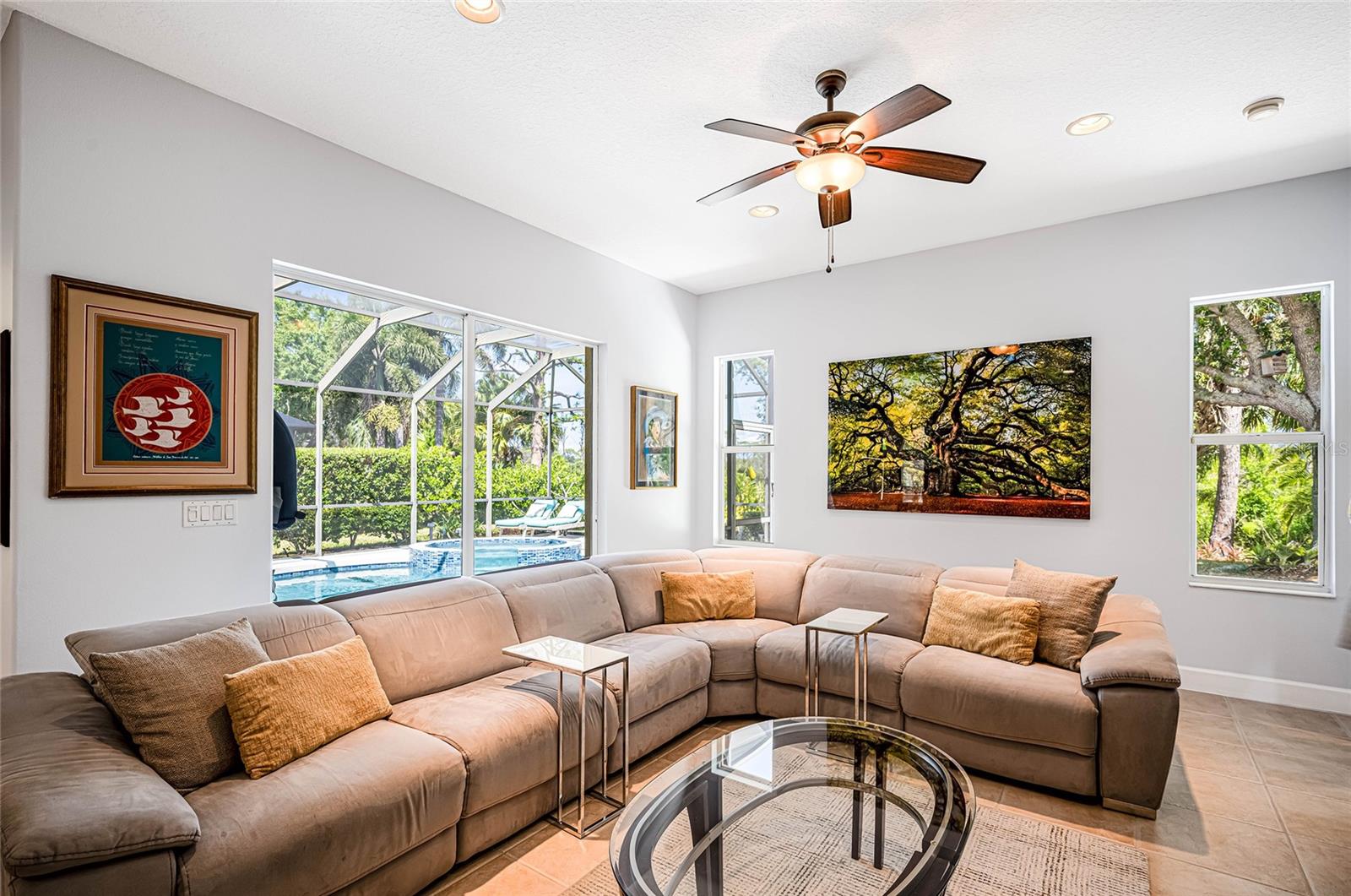 RIVENDELL THE WOODLANDS - Residential Lease