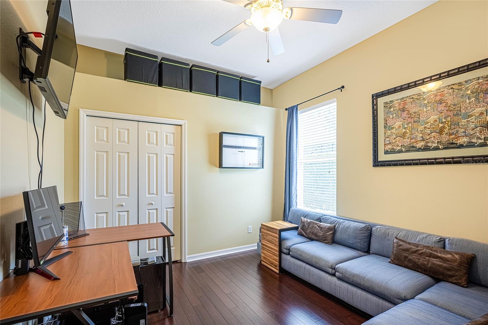 RIVENDELL THE WOODLANDS - Residential Lease