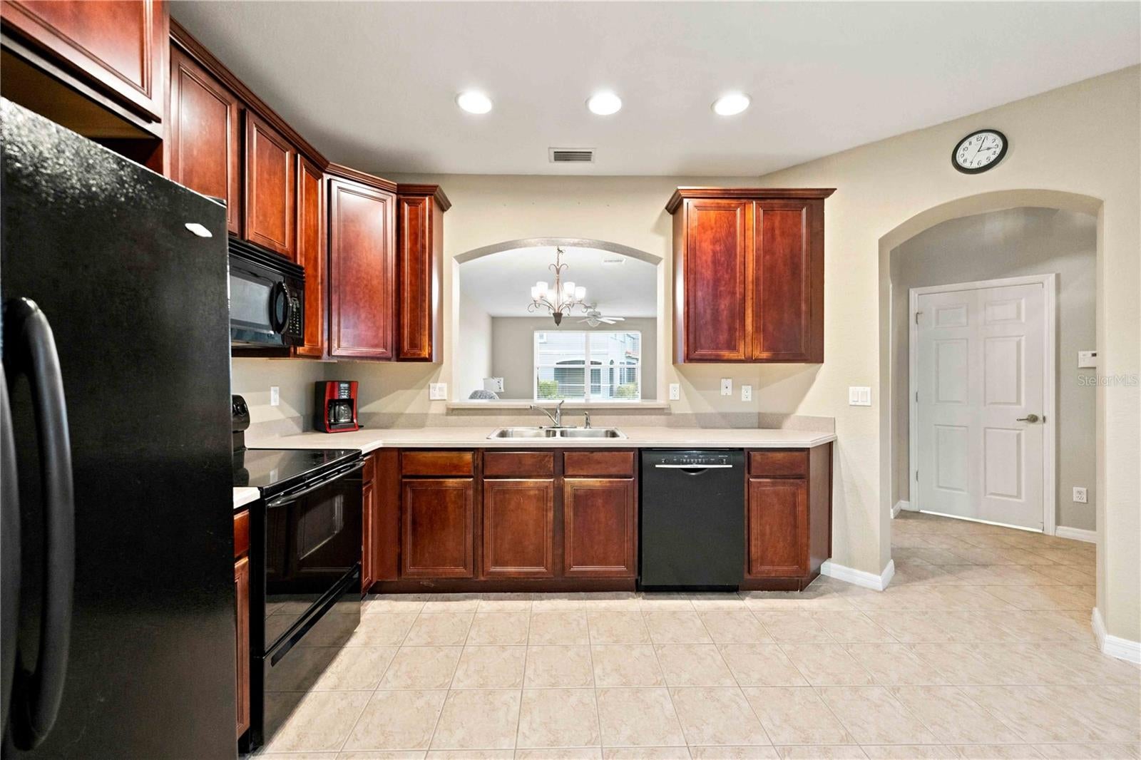 3372 DANDOLO CIRCLE 15