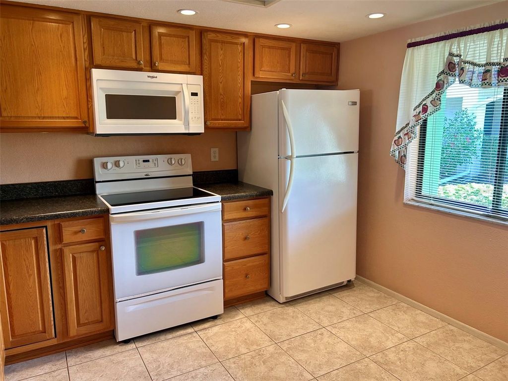 Photo of 2514 Royal Pines Circle #25D, Clearwater, FL 33763 (MLS # TB8503044)