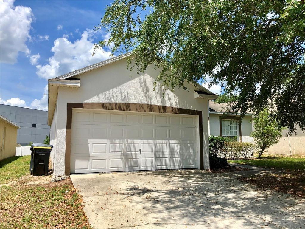 Photo of 655 Knollwood Drive, Davenport, FL 33837 (MLS # S5143337)