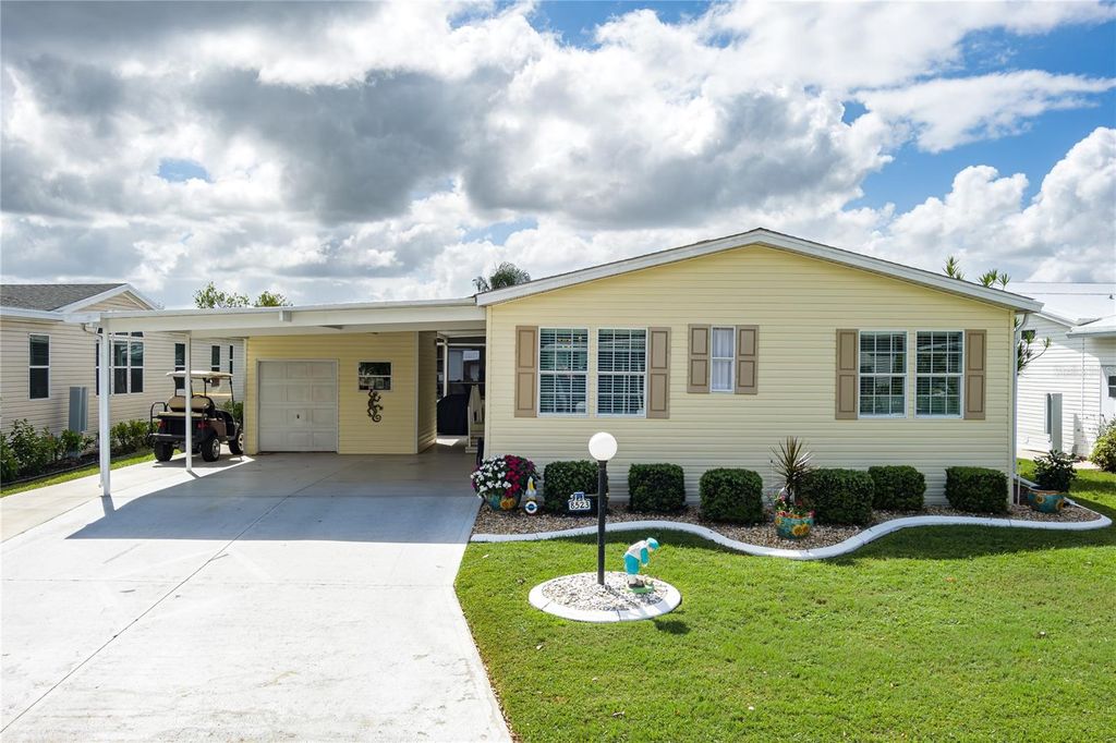 Photo of 8523 Countess Avenue Circle, Palmetto, FL 34221 (MLS # A4667768)