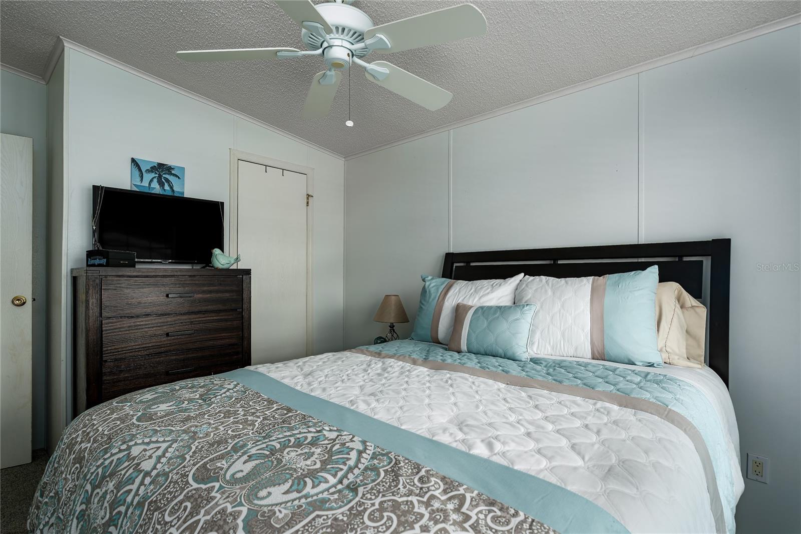 IMPERIAL LAKES ESTATES UNIT III - Residential